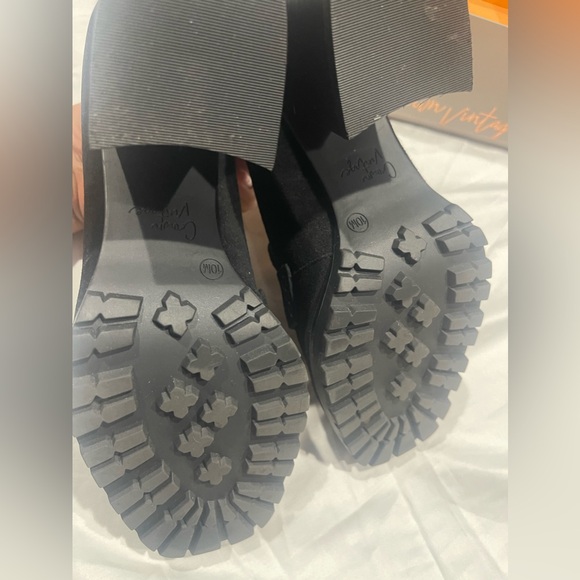 🖤Rare To Find Crown Vintage Alivia Platform Pump Black Size 10M🖤 - Picture 6 of 10